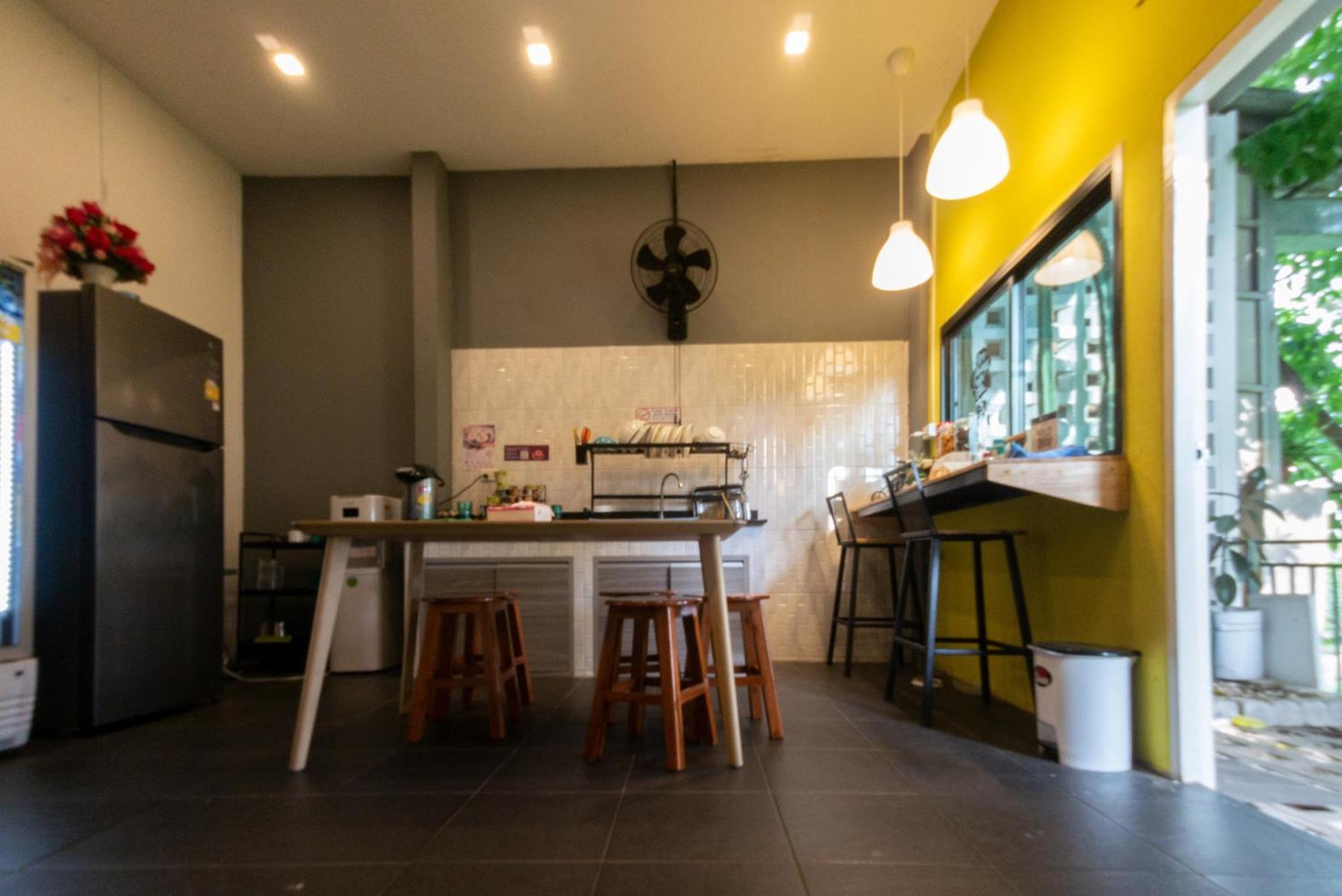 Paknap Hostel Нан Экстерьер фото